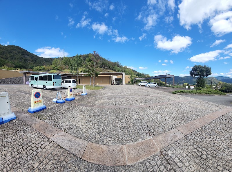 西脇多可行政事務組合 西脇多可広域斎場 やすらぎ苑の写真