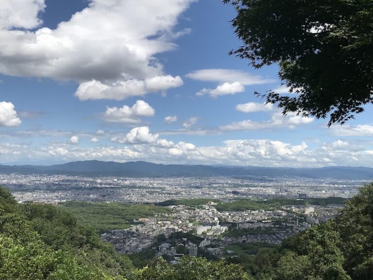 山の上のベルナペットセレモニーの写真