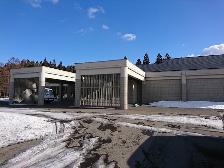 平内町斎場 つきのき聖苑の写真