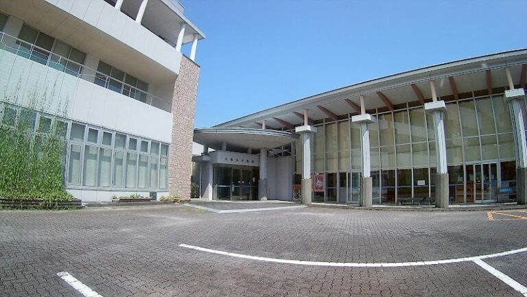 川根本町役場本庁舎の写真